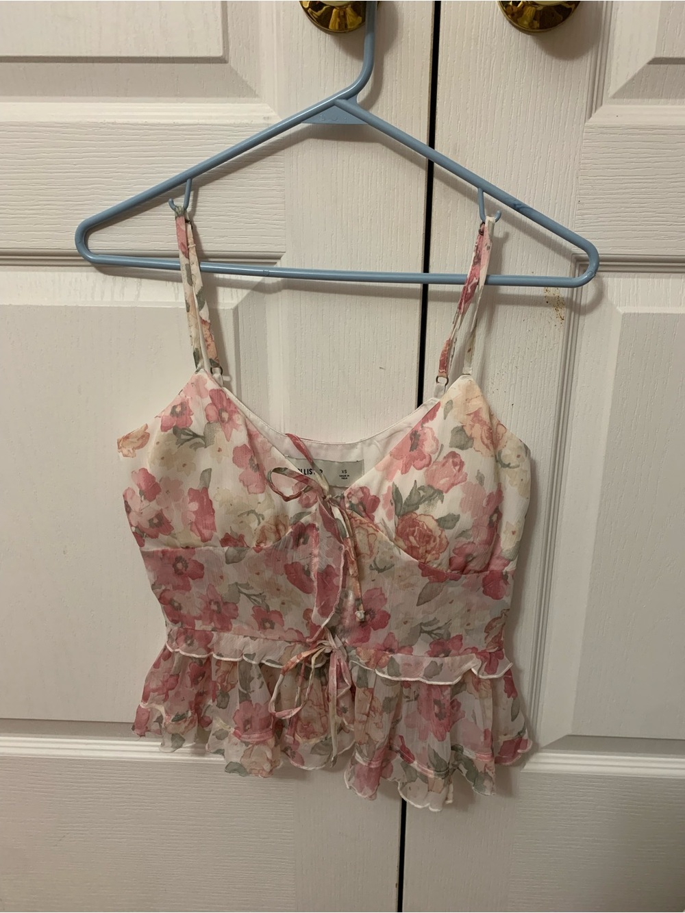 Hollister Pink Floral Chiffon Ruffle Tie-Front Blouse - Picture 4 of 6
